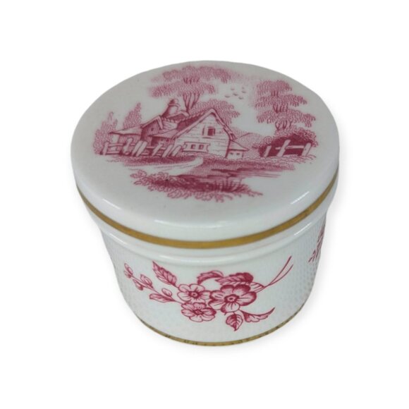Vintage Spode Red & White Trinket Box Fine Bone China Made in England 2" X 1.5" - Picture 1 of 11
